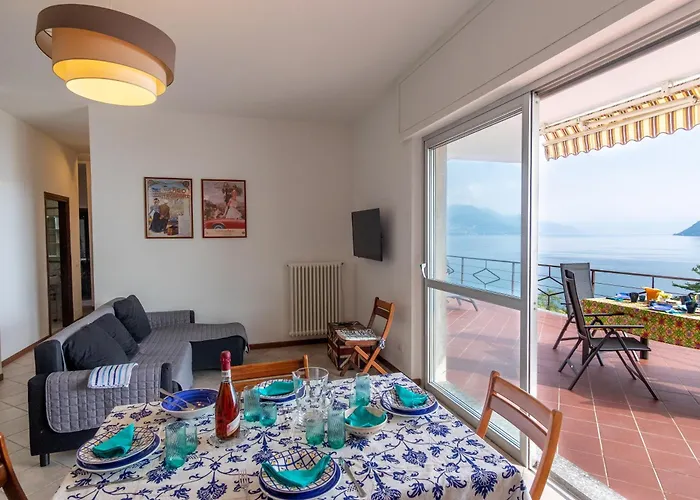 Casa Di Angela Стреза