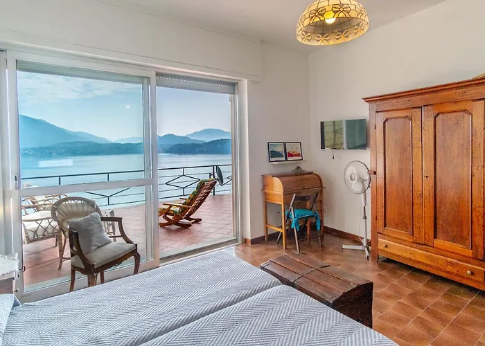 Casa Di Angela Стреза